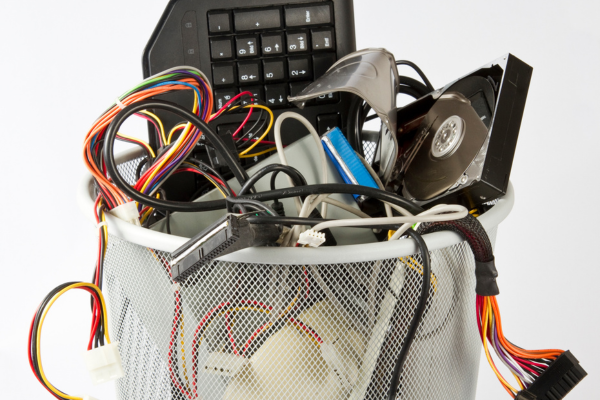 can small appliances be thrown in trash