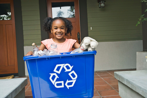 What Goes into a Blue Recycling Bin?